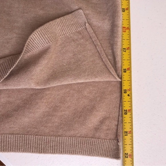 NWT Cozy Co by Cozy Casual V Neck Long Sleeve Sweater Heather Tan Small Medium - Picture 12 of 14